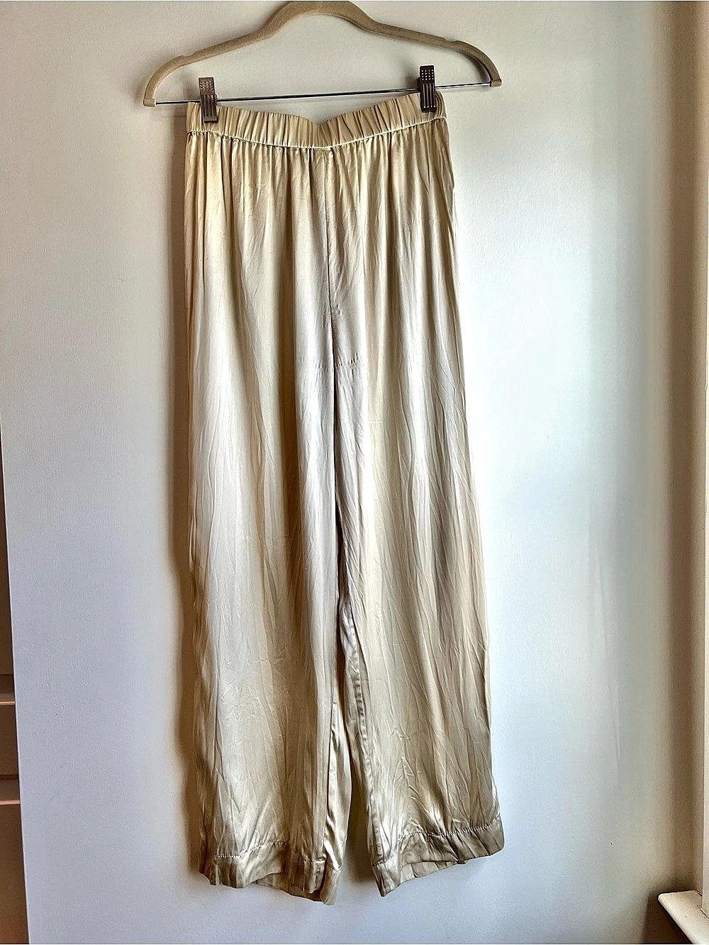 CO Silk Wide Leg Pants in Cream Size XS
